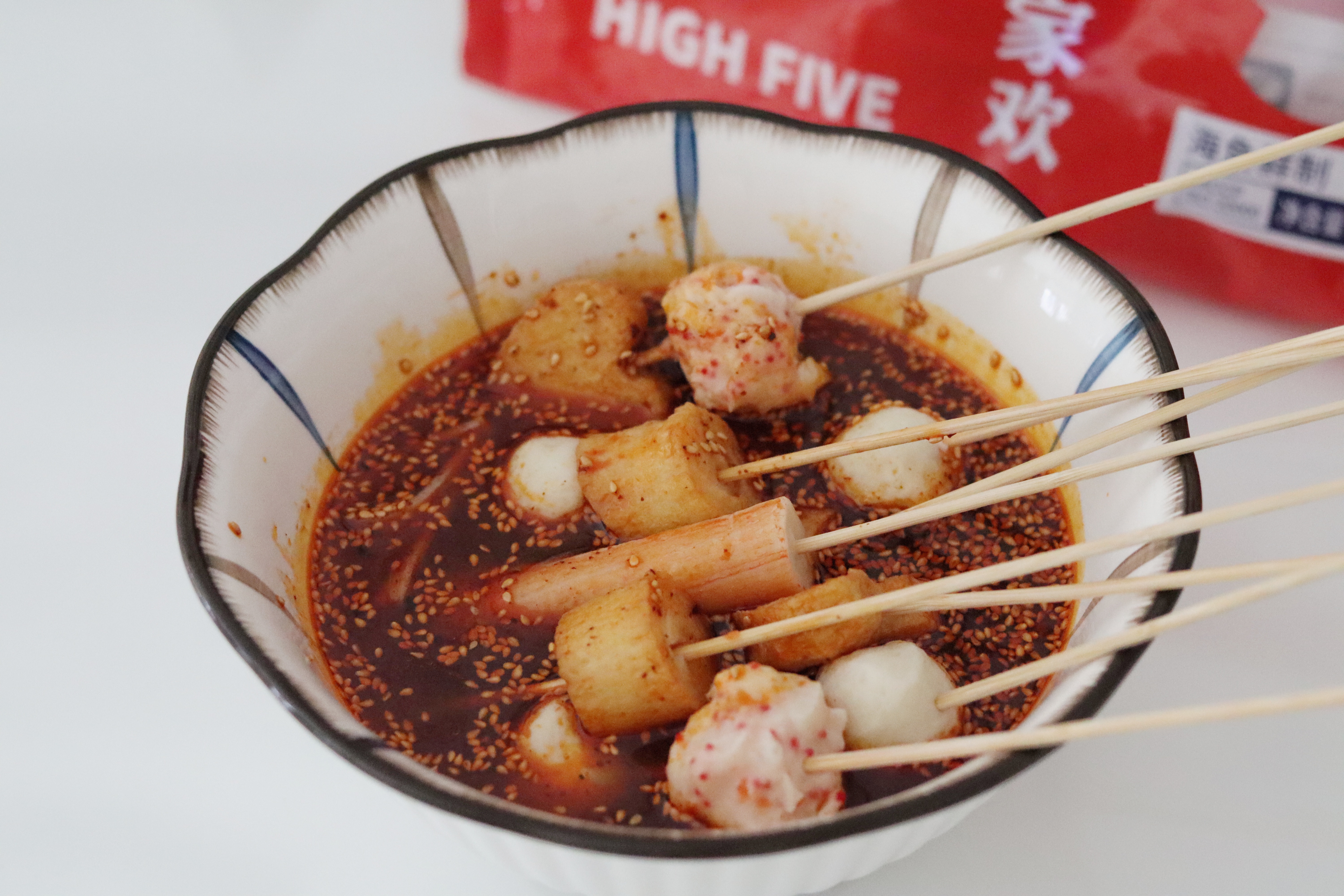 鲜美鱼丸冷锅串串