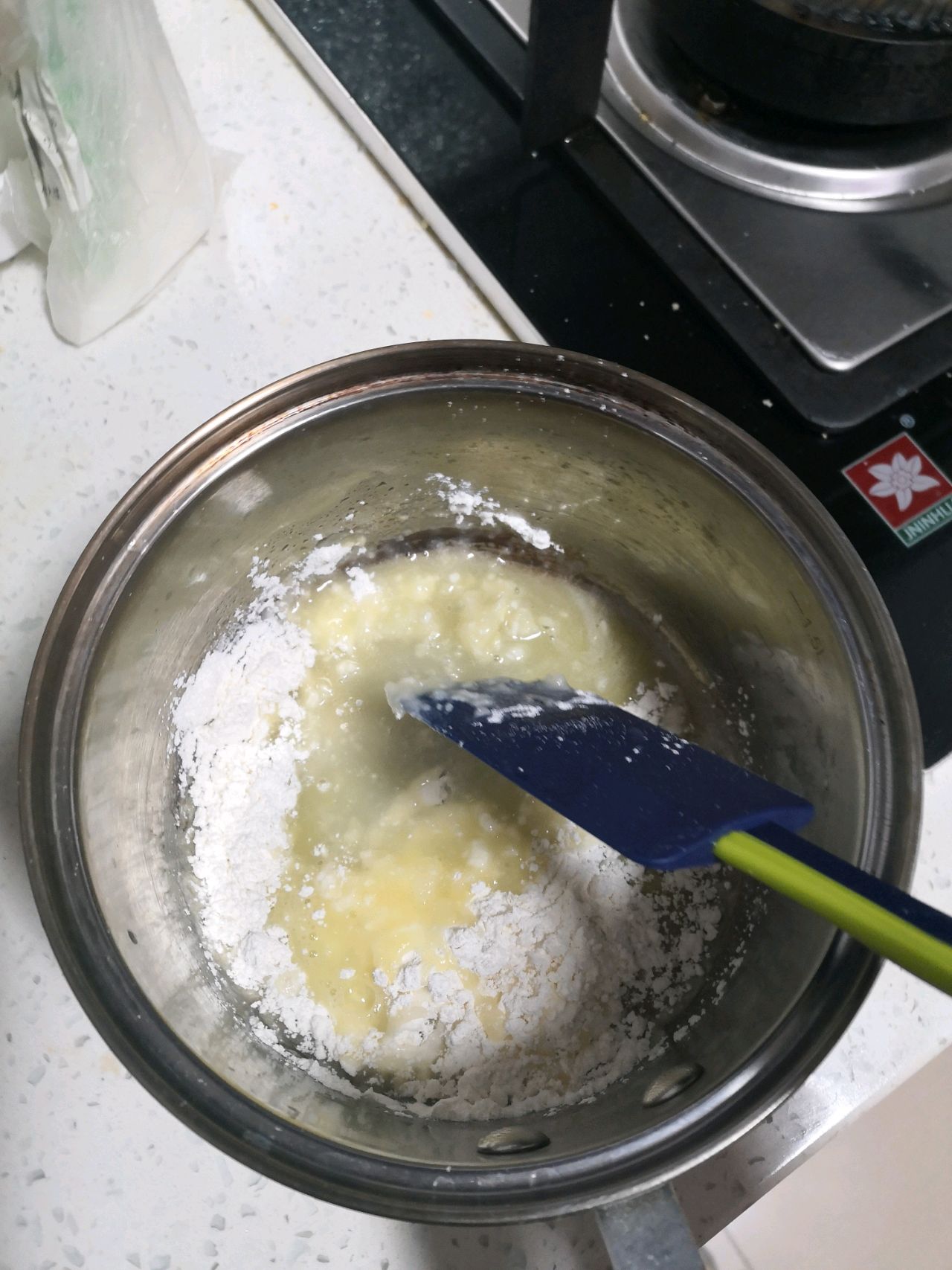 鲜奶面包