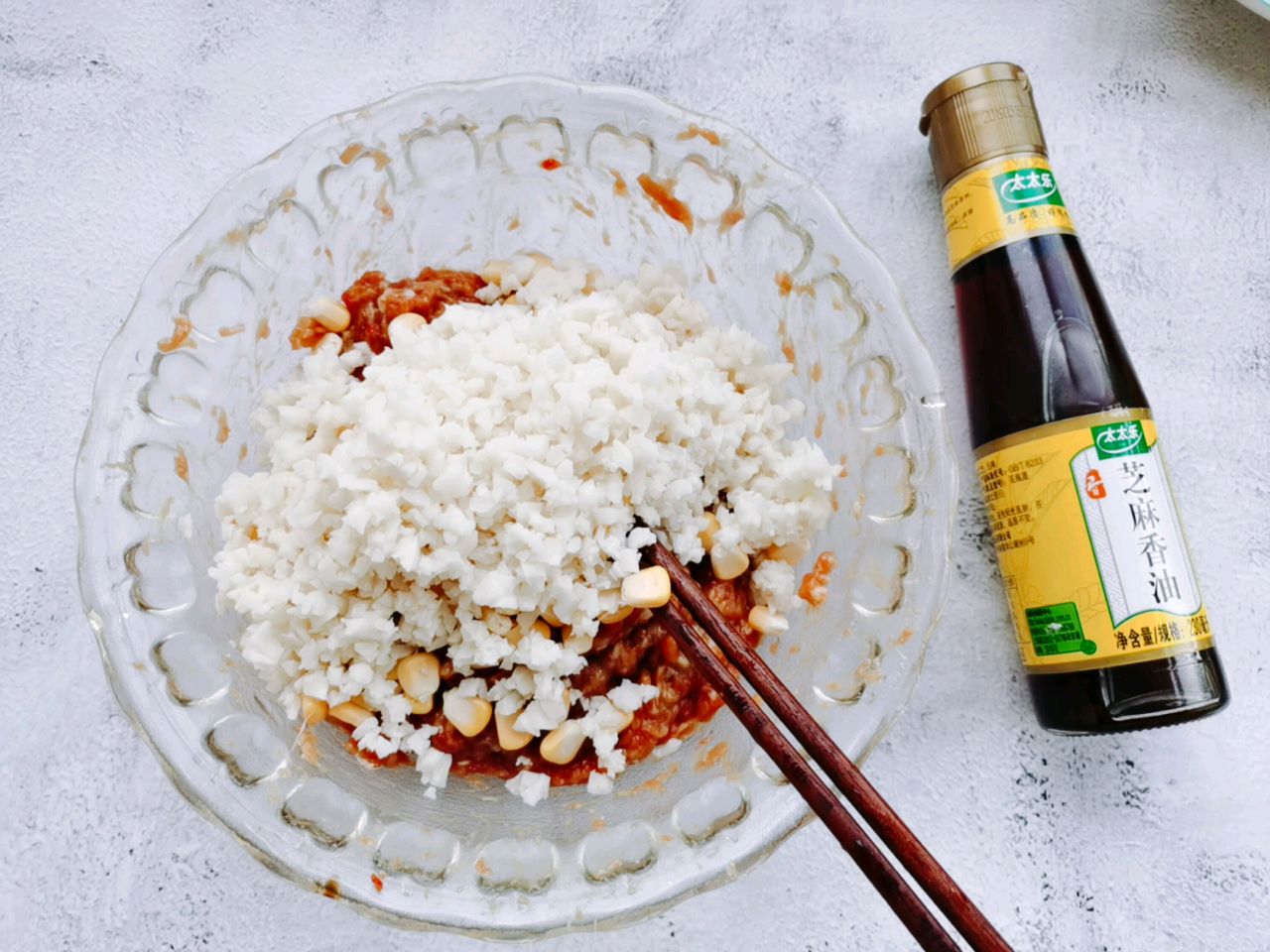 鲜嫩多汁！可煎可蒸马蹄猪肉煎饺