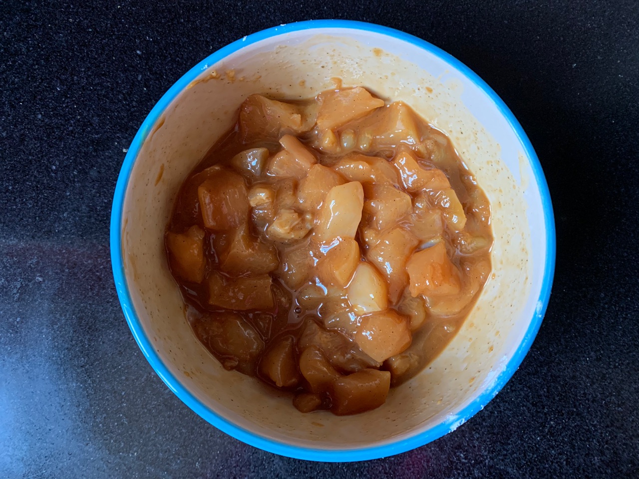 鲜嫩美味滑嫩双菇蒸鸡