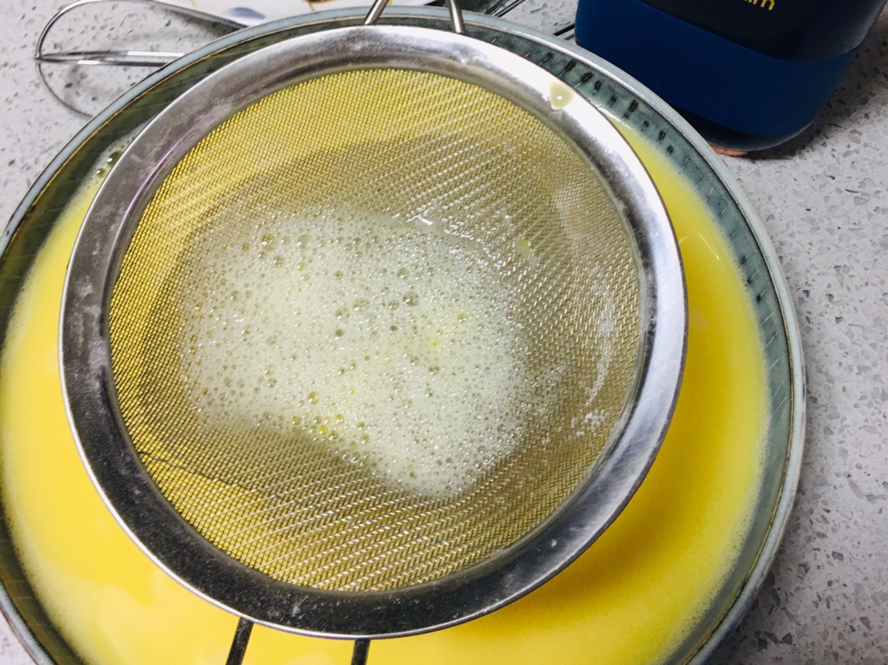鲜嫩爽滑虾仁鸡蛋羹