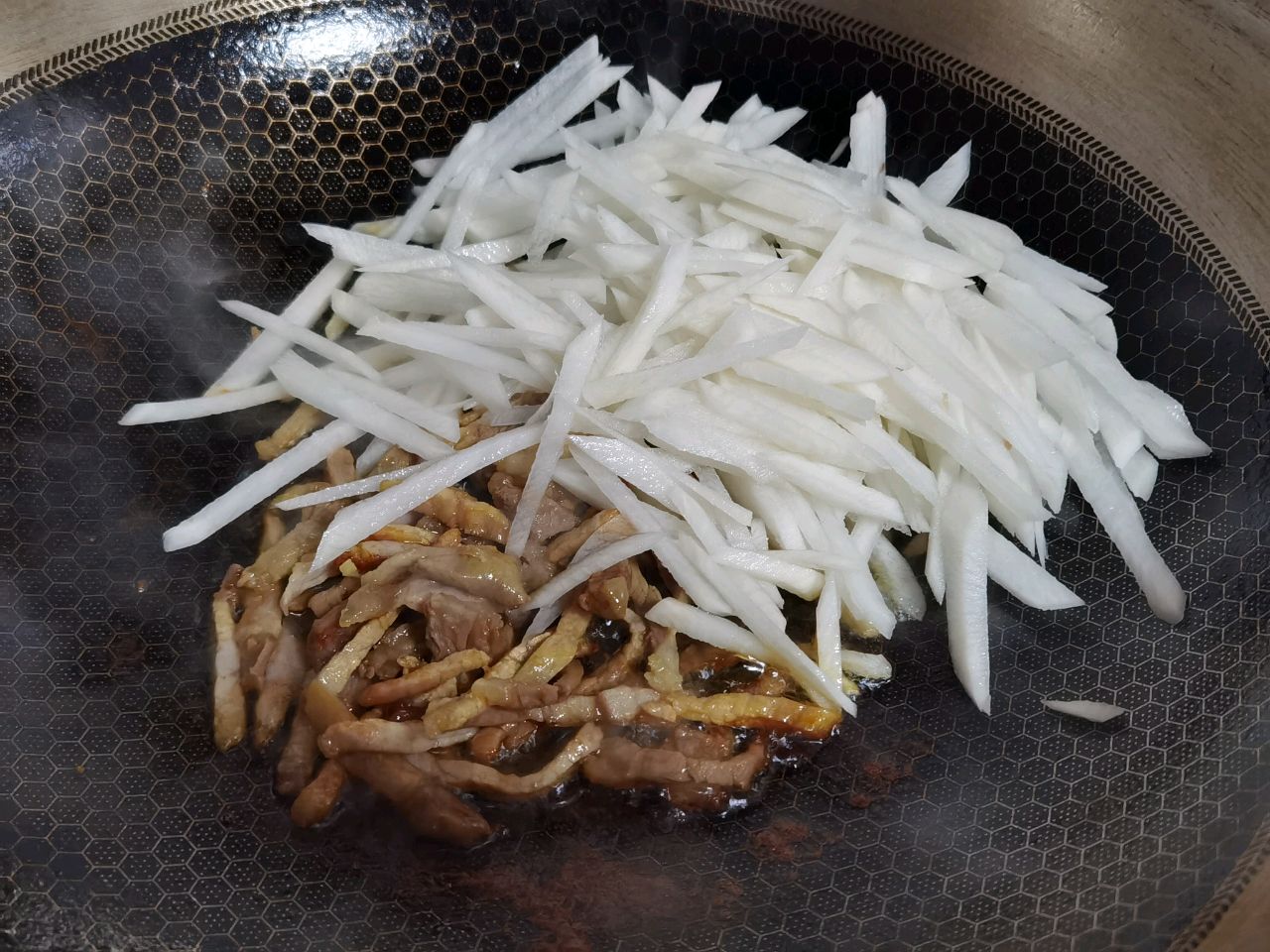 咸肉荠菜萝卜丝