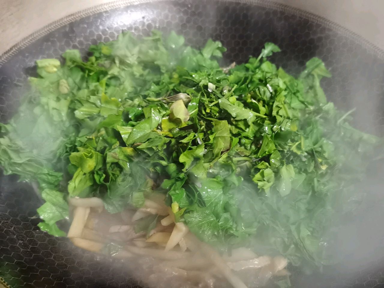 咸肉荠菜萝卜丝