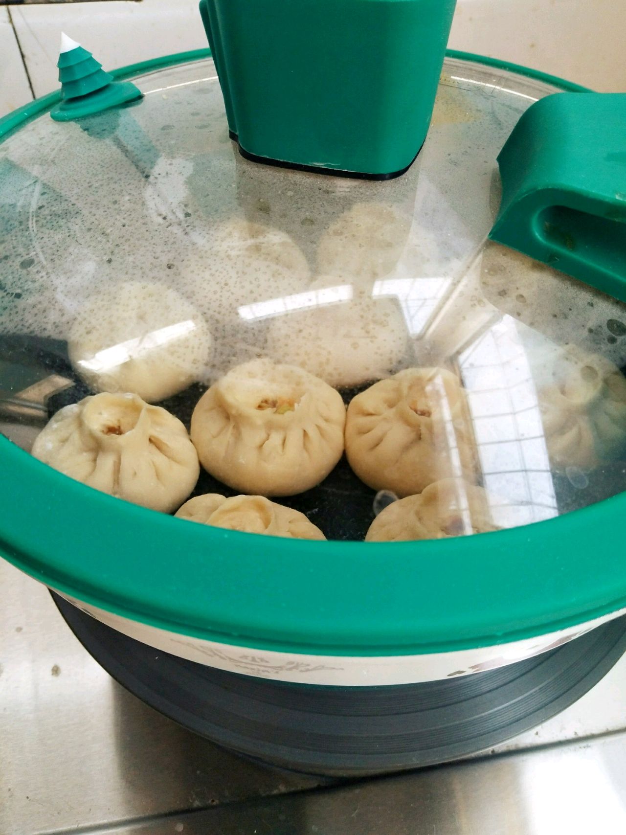 ，鲜肉生煎包