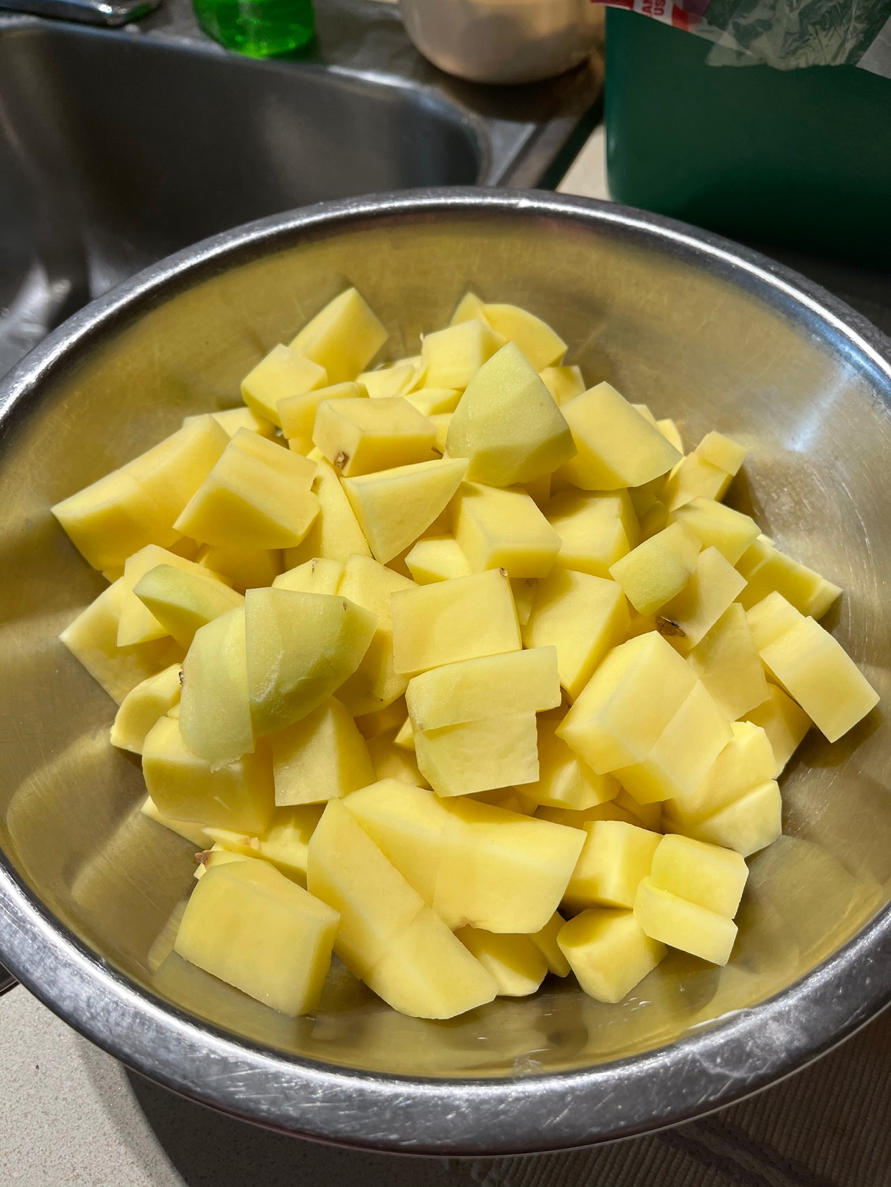 蚬肉土豆忌廉汤