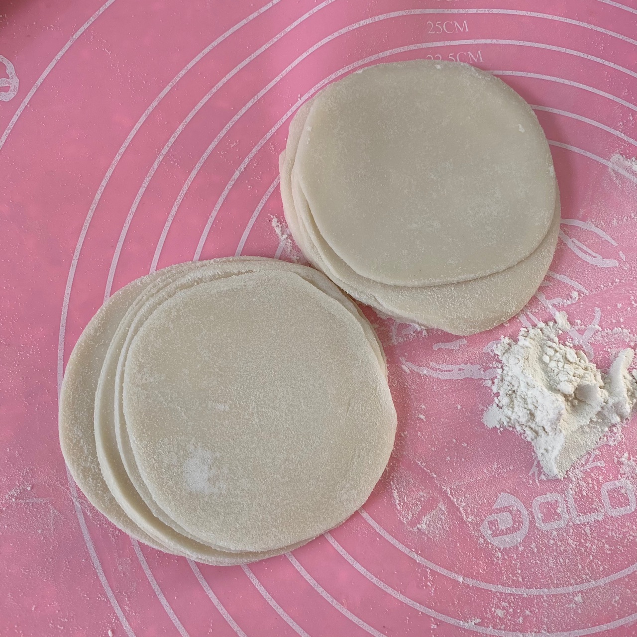 鲜蔬海鲜锅贴