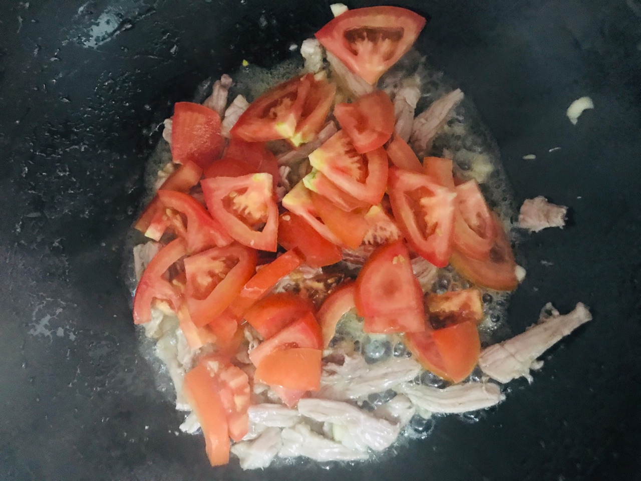 鲜甜可口的萝卜丝豆腐汤