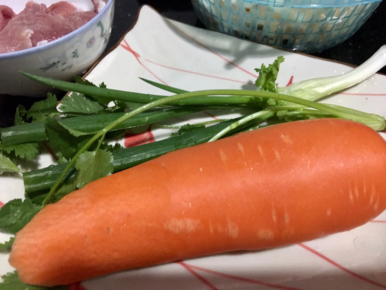 鲜甜嫩滑猪肉溜白玉菇