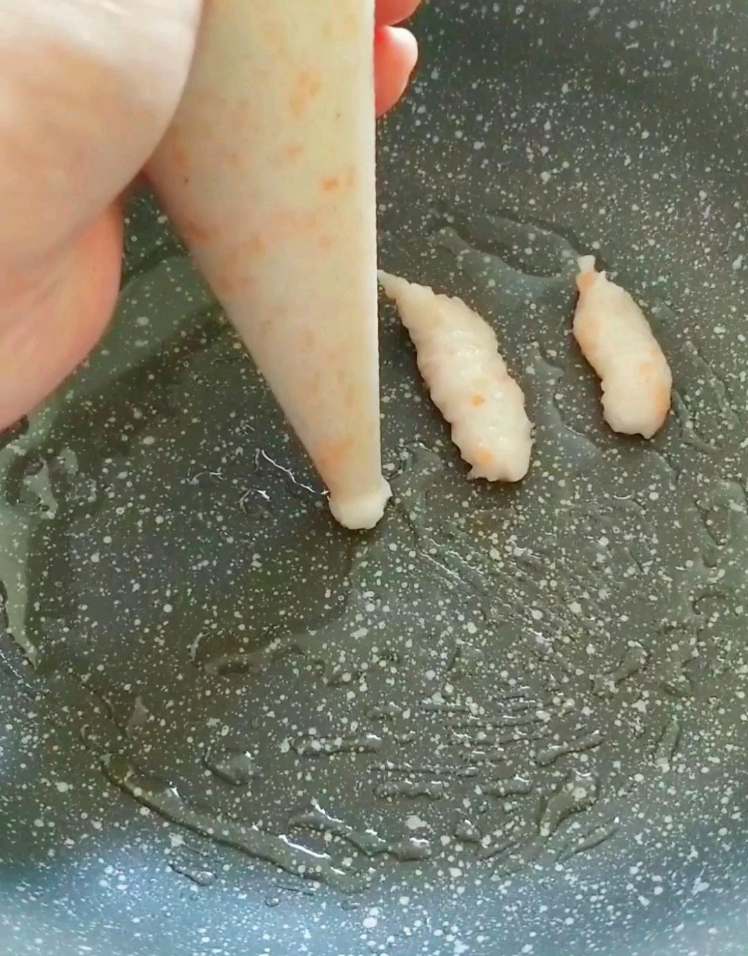 鲜虾鸡肉条无蛋版 8+宝宝辅食