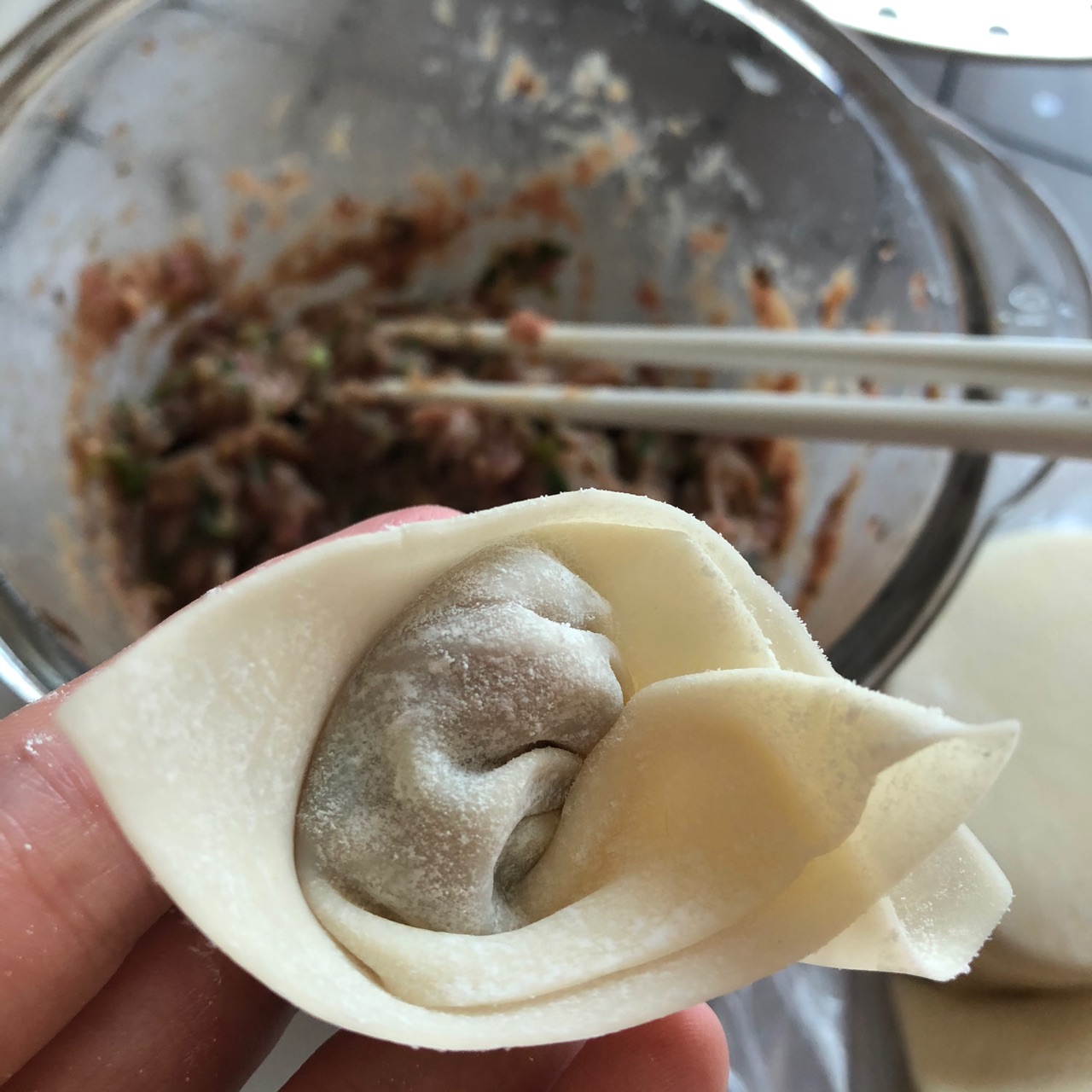 鲜虾香菇肉饺