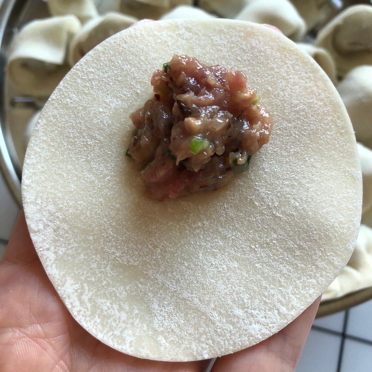 鲜虾香菇肉饺