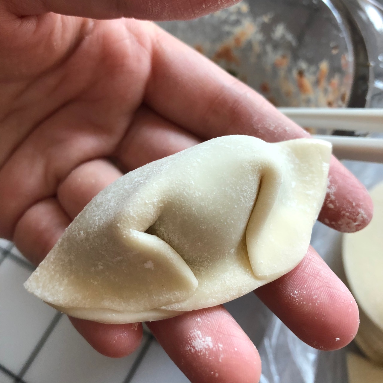 鲜虾香菇肉饺
