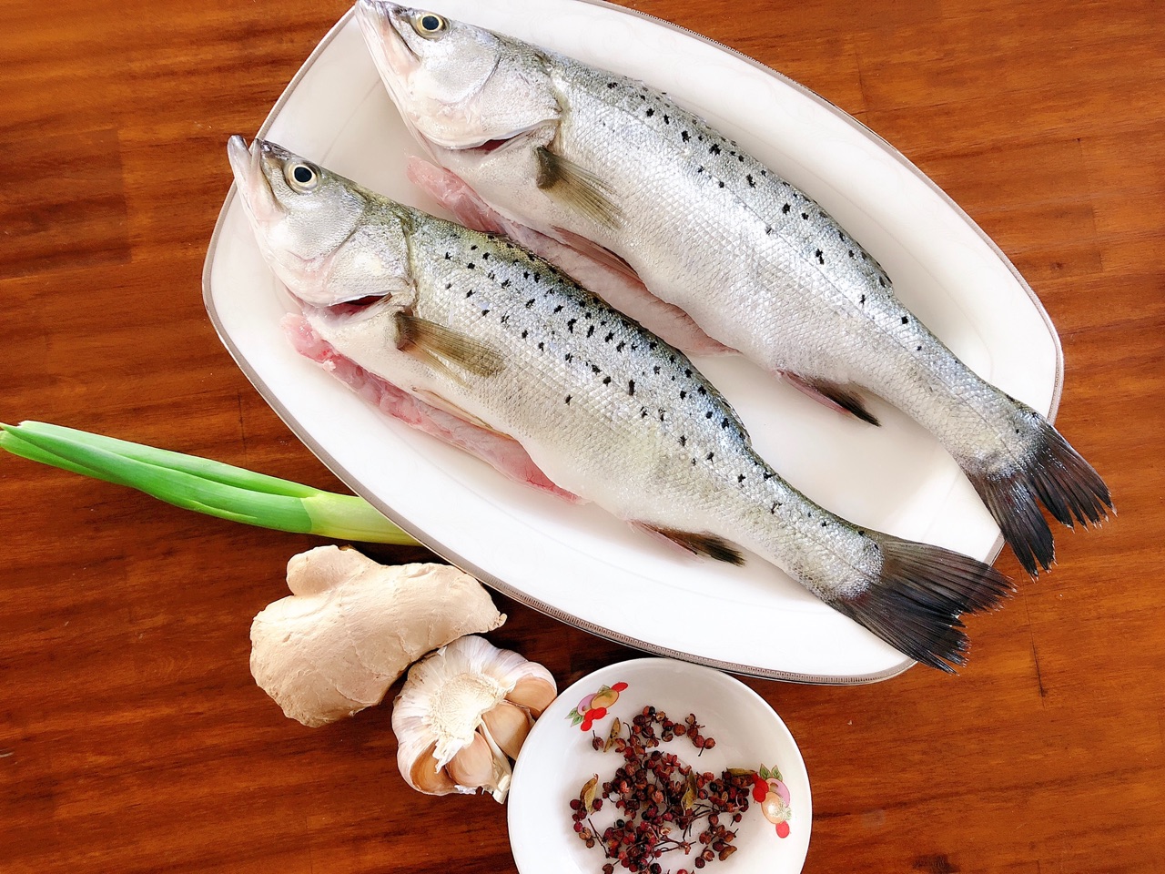 鲜香美味【炖鲈鱼】