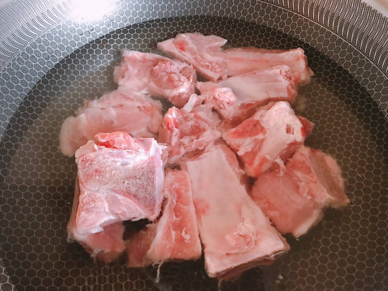 鲜香排骨豆角焖面