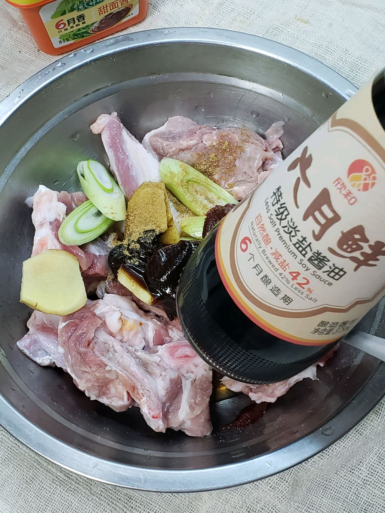 鲜香软糯小米蒸羊排