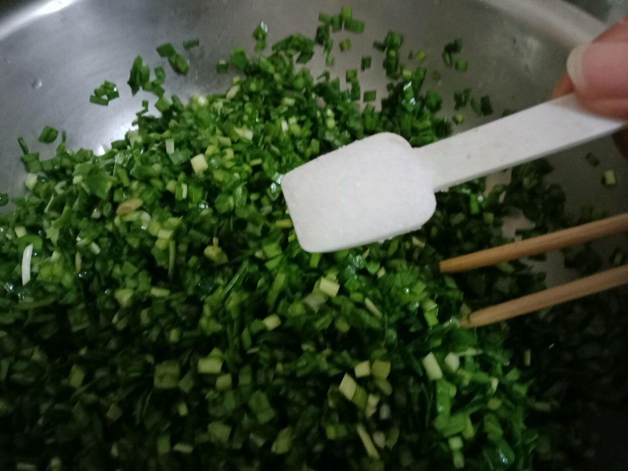 鲜香十足的韭菜鸡蛋盒子