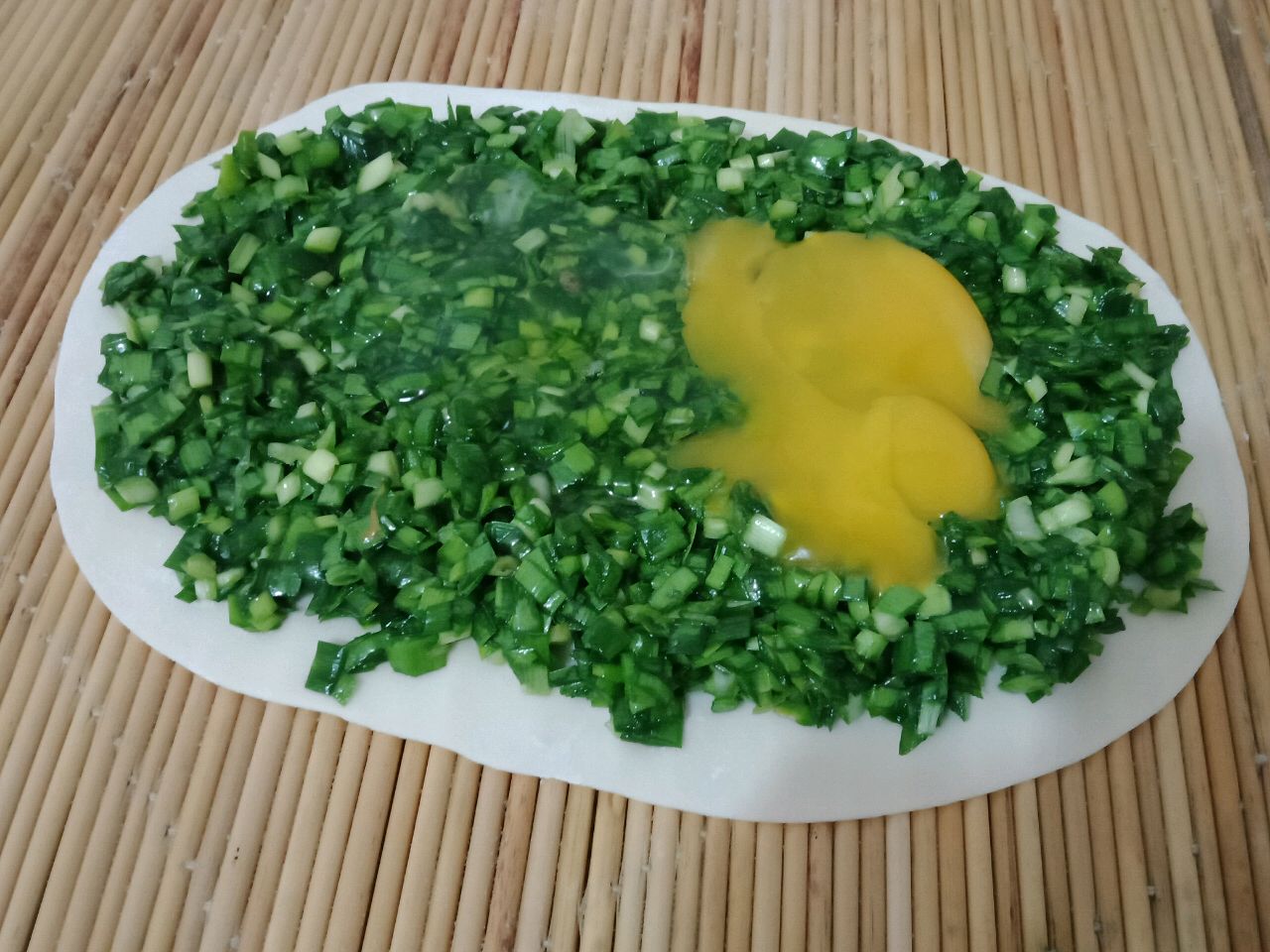鲜香十足的韭菜鸡蛋盒子
