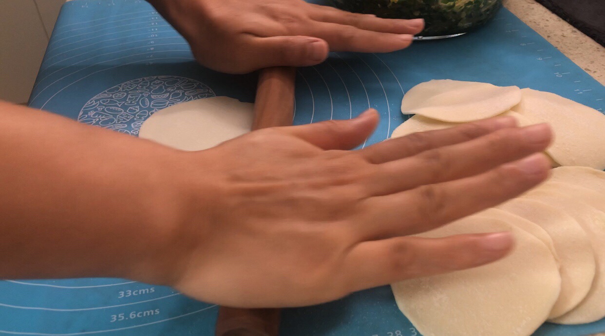 鲜香水晶煎包