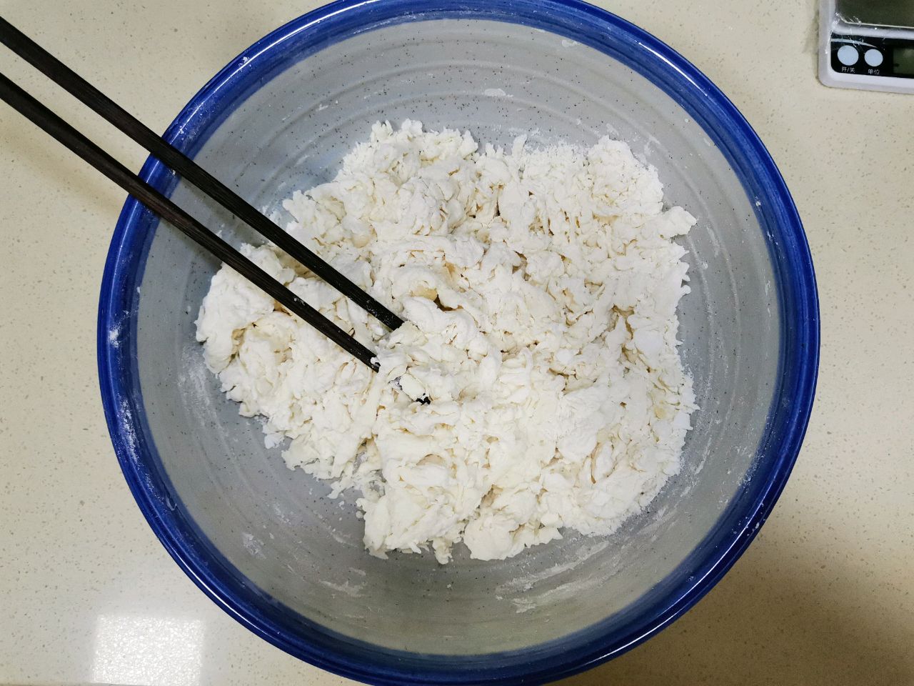 鲜香吮指 牛肉青萝卜生煎包