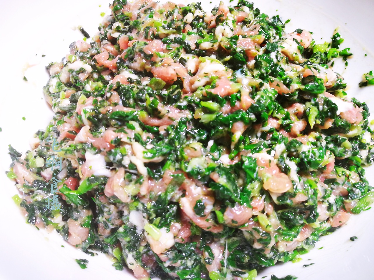 鲜香味美荠菜煎饺
