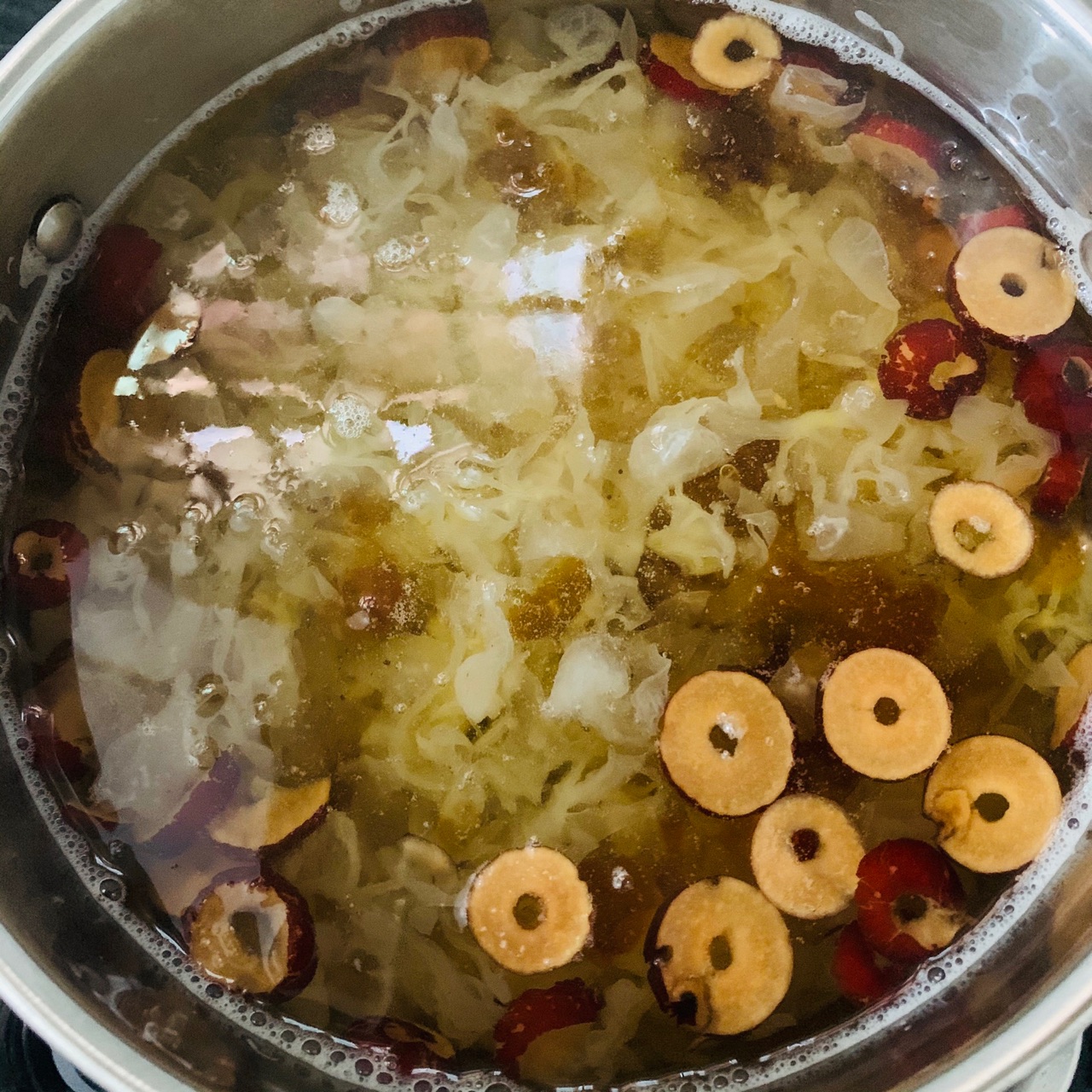 鲜雪儿桃胶奶