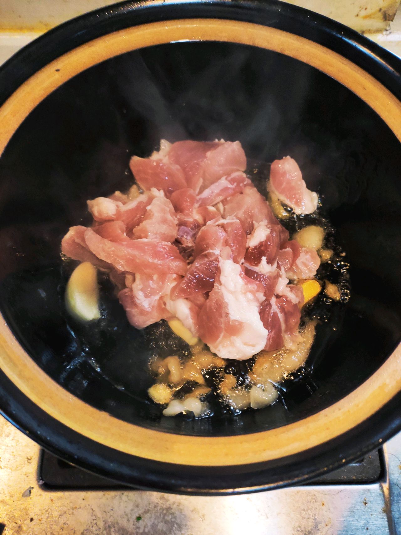 咸鱼煲