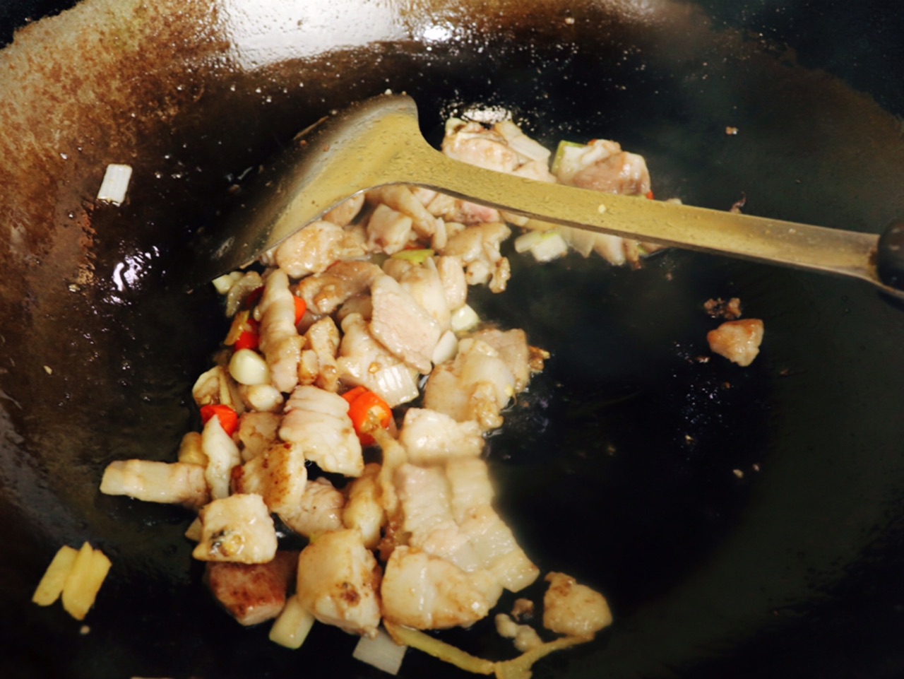 咸鱼茄子