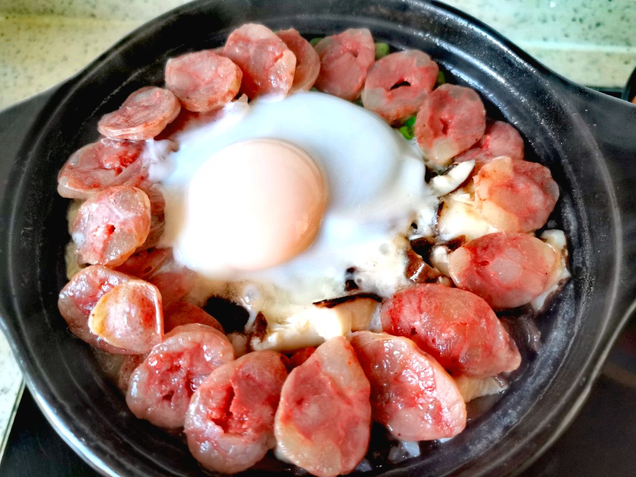 香肠煲仔饭