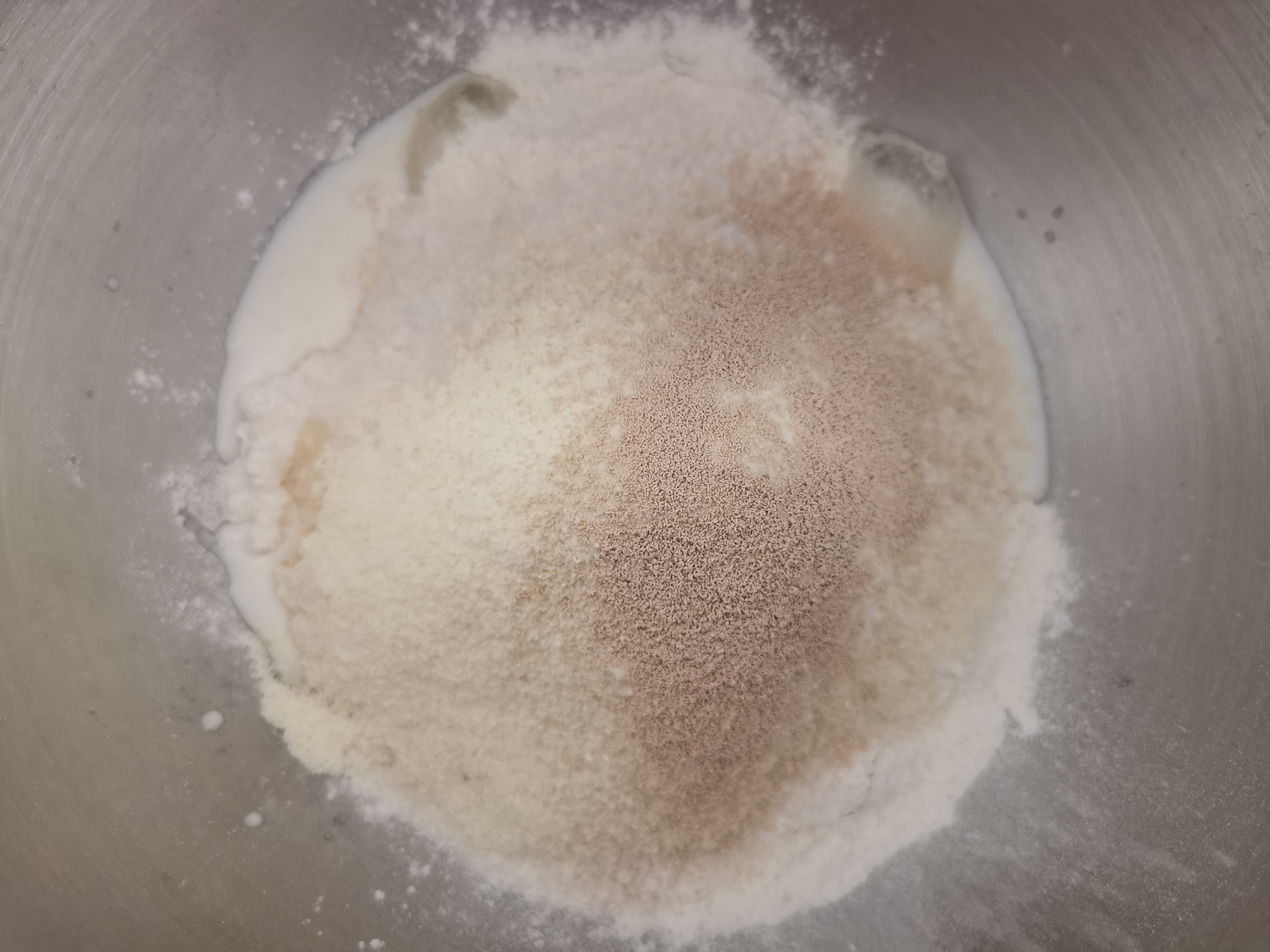 香肠卷面包
