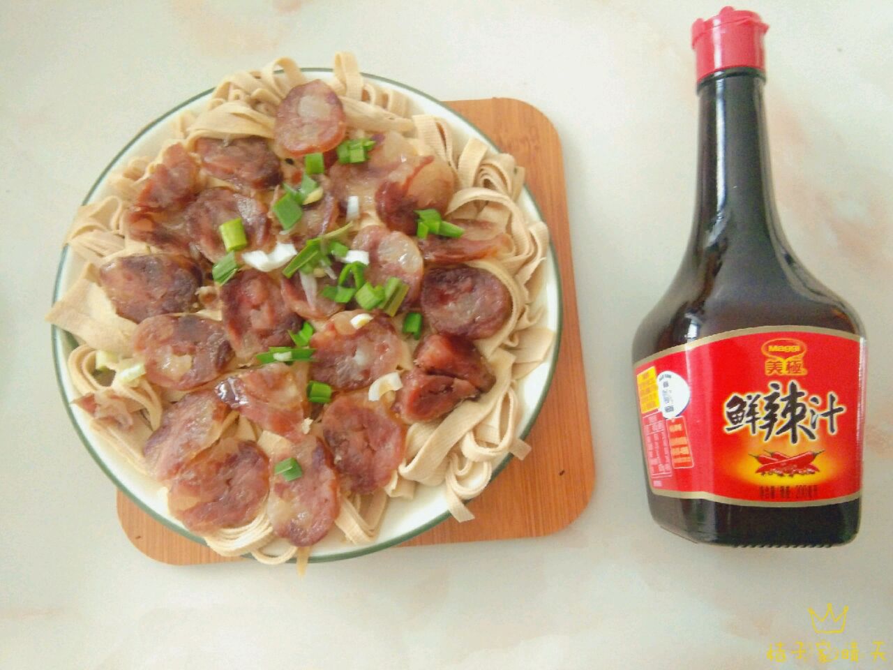香肠蒸千张
