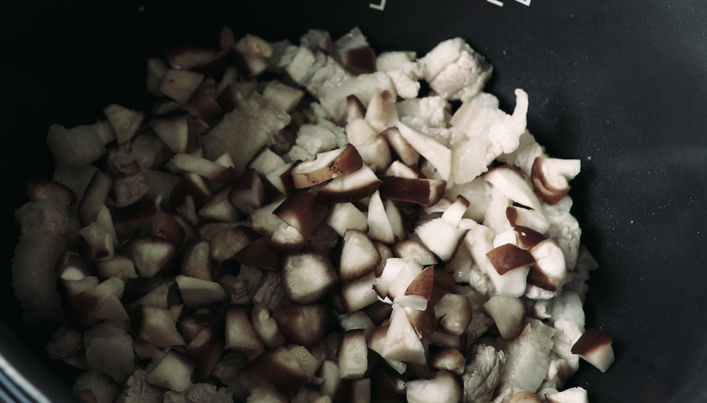 想吃卤肉饭在家就能做,肥而不腻