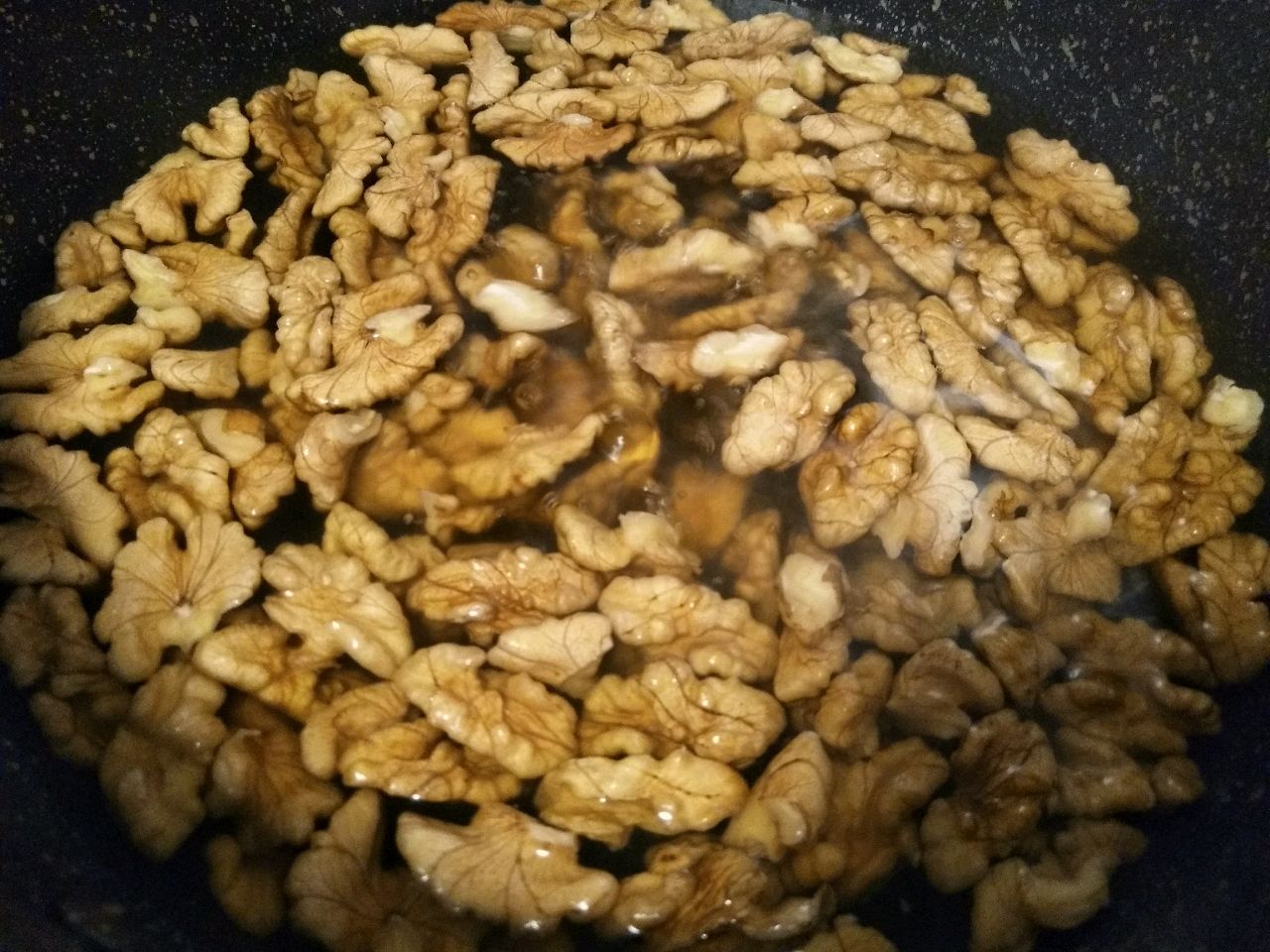 香脆琥珀核桃仁