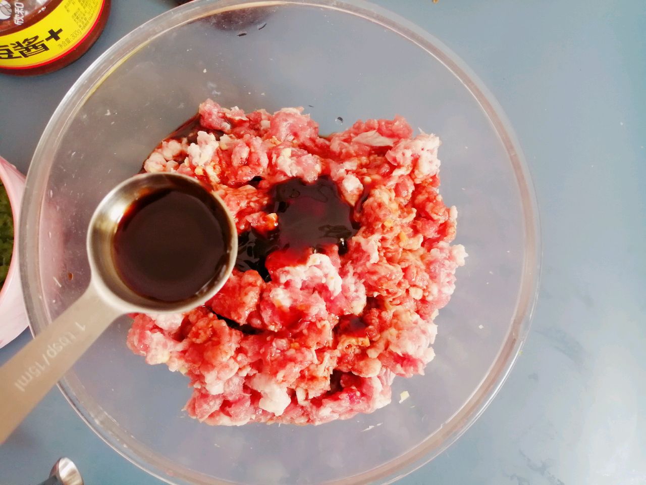 香脆猪肉芹菜锅贴