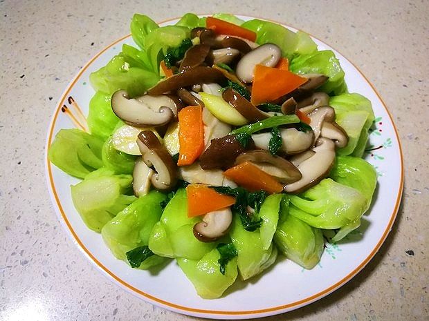 香菇炒上海青