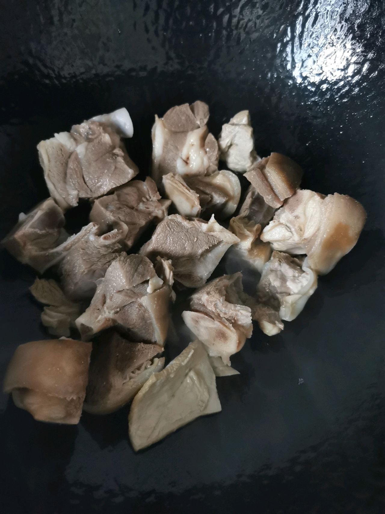 香菇腐竹牛羊肉煲
