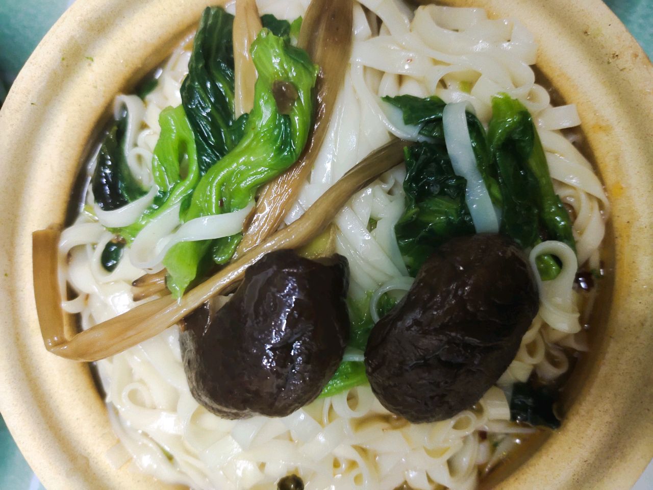 香菇黄花青菜面