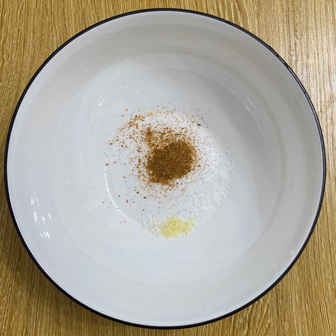 香菇鸡丁米线
