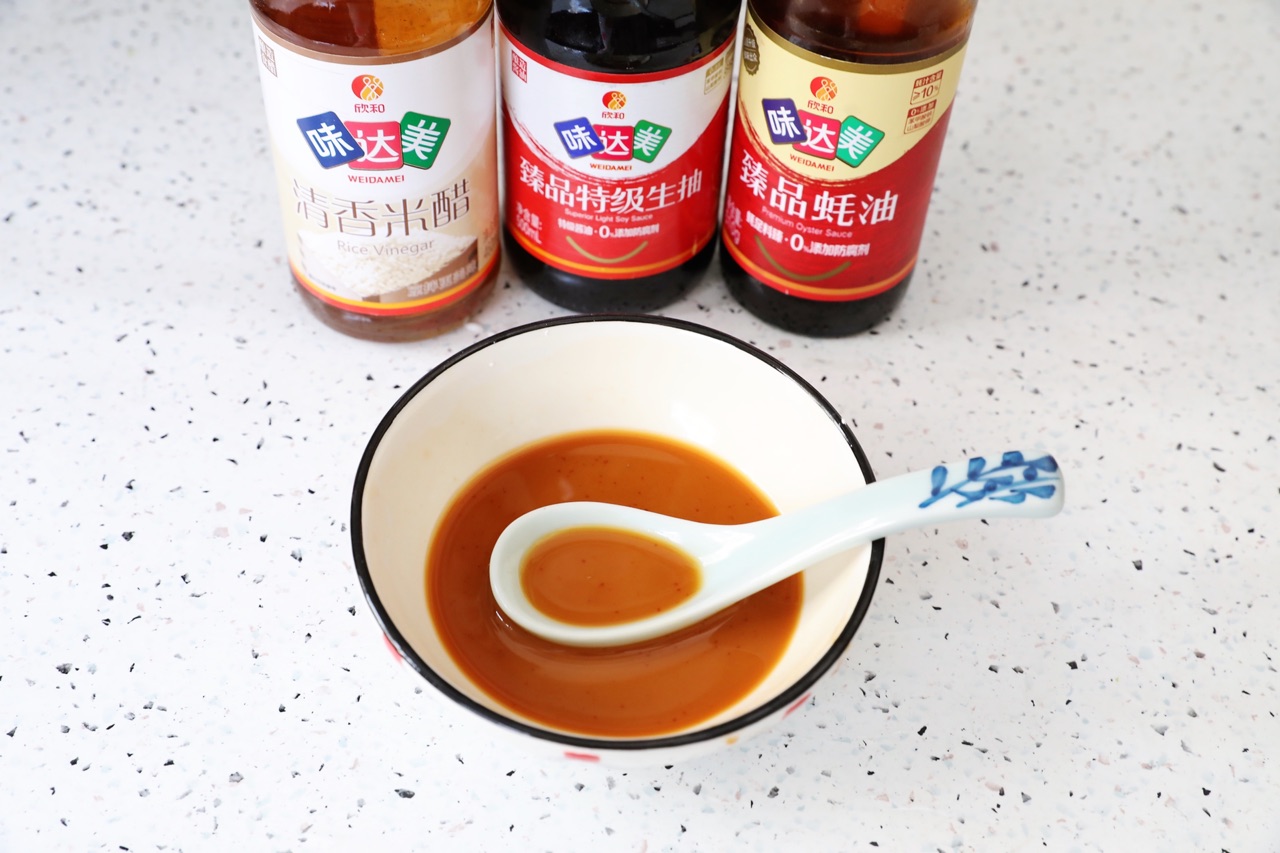 香菇鸡肉丸