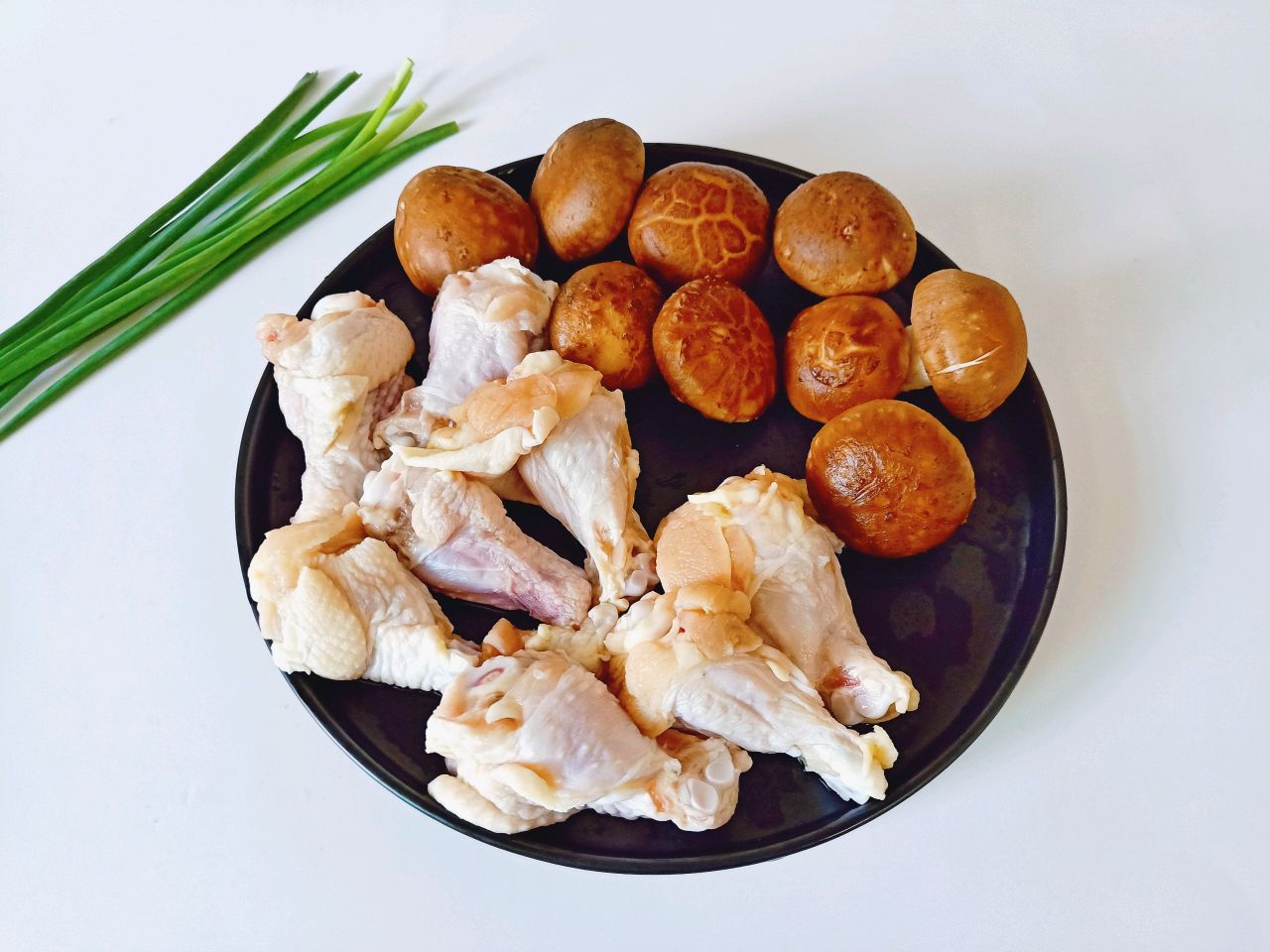 香菇焖鸡腿