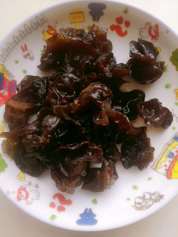 香菇木耳肉片