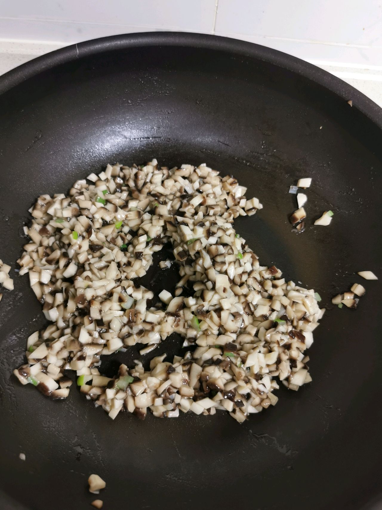 香菇肉包