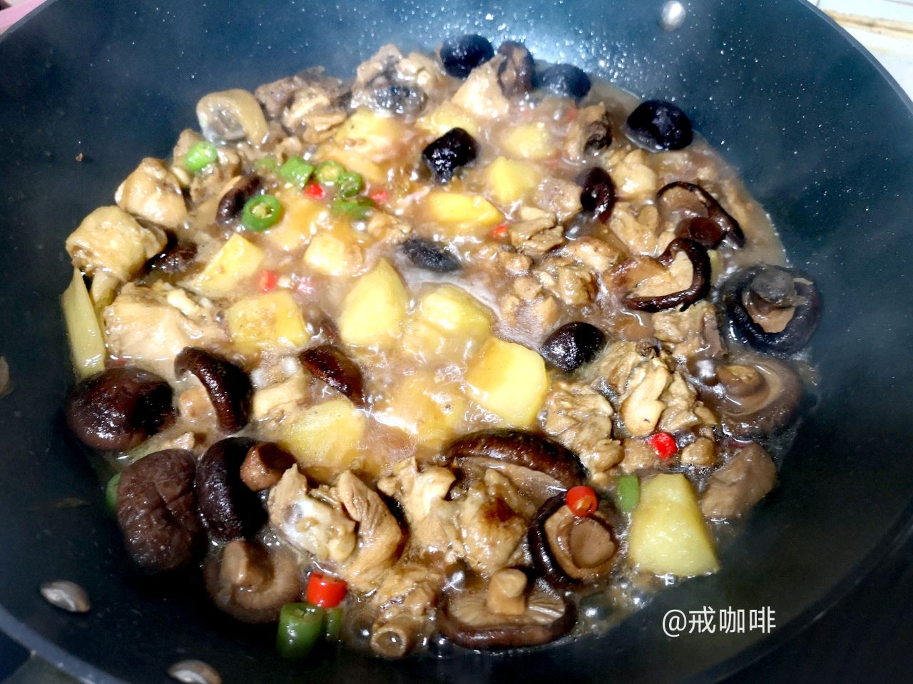 香菇烧鸡腿