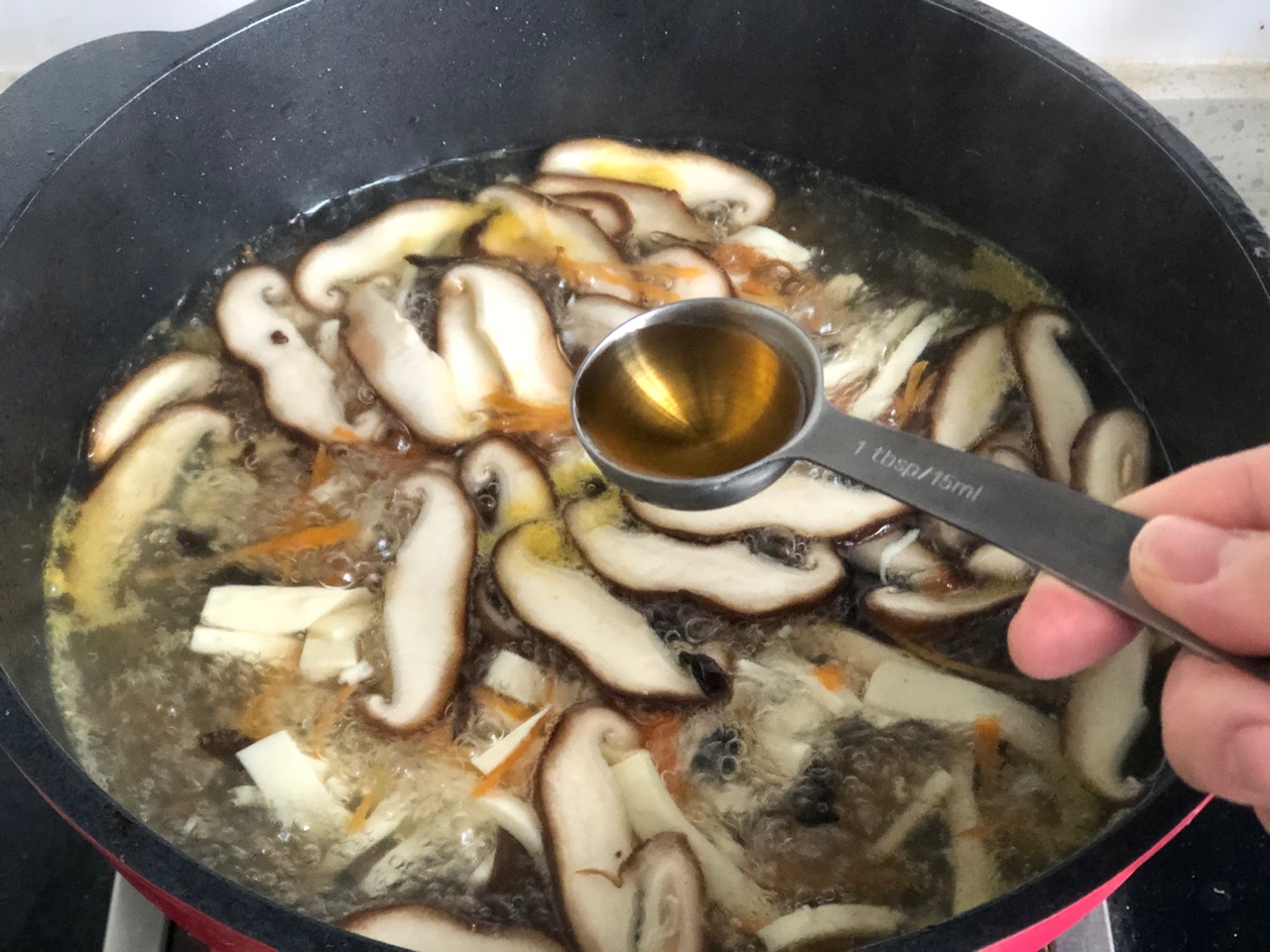香菇酸辣汤
