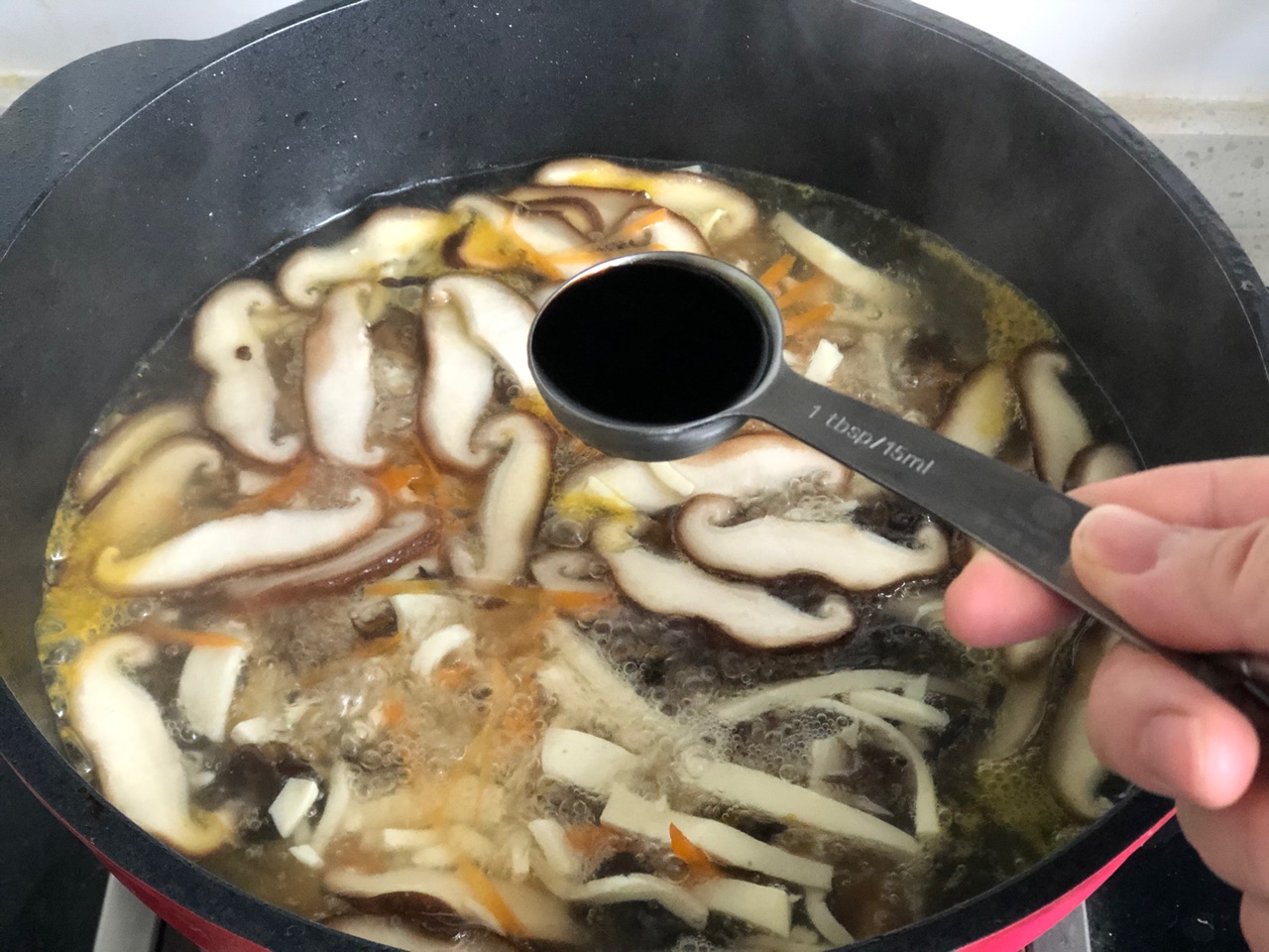 香菇酸辣汤
