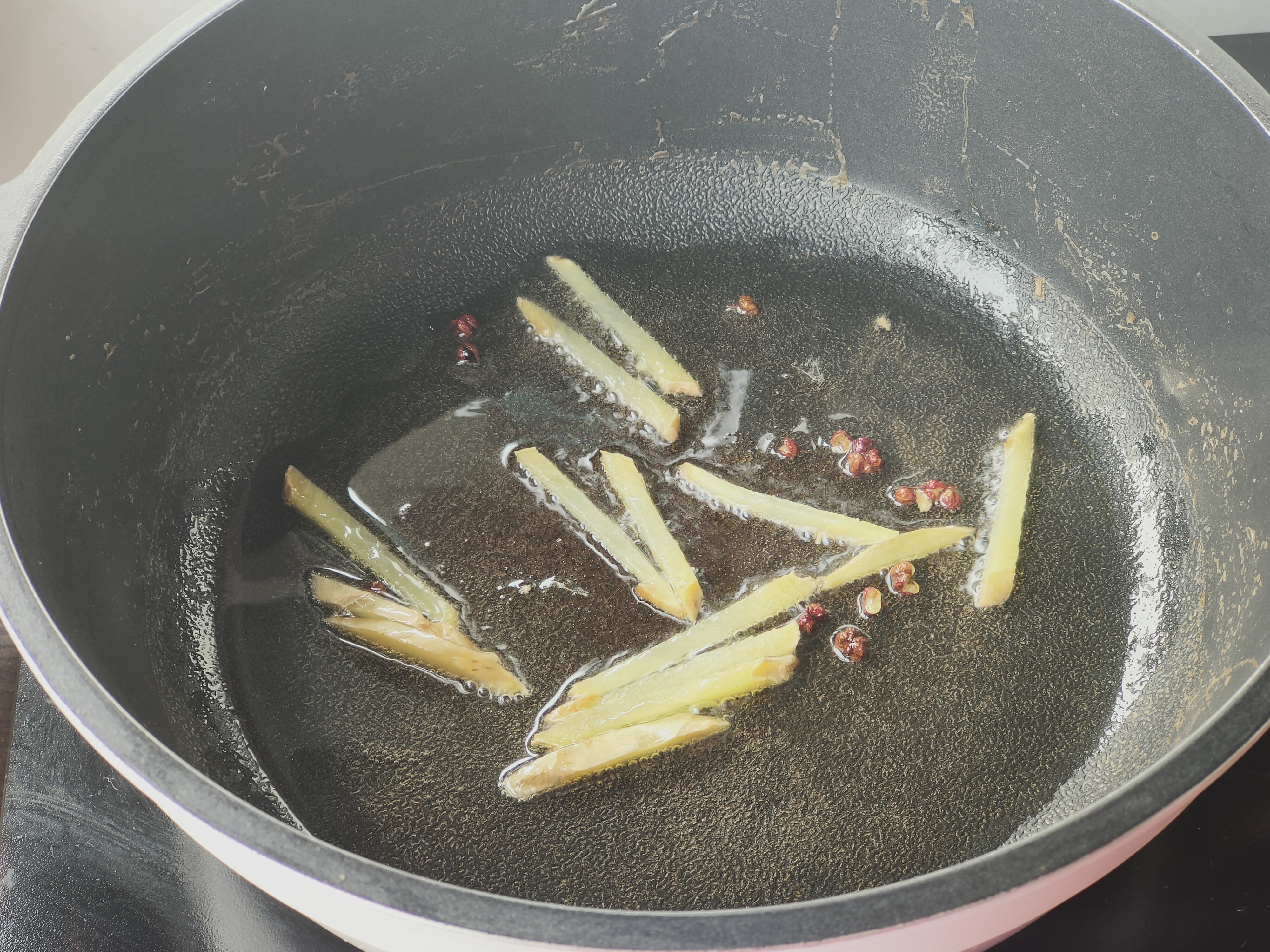 香菇土豆炖鸡