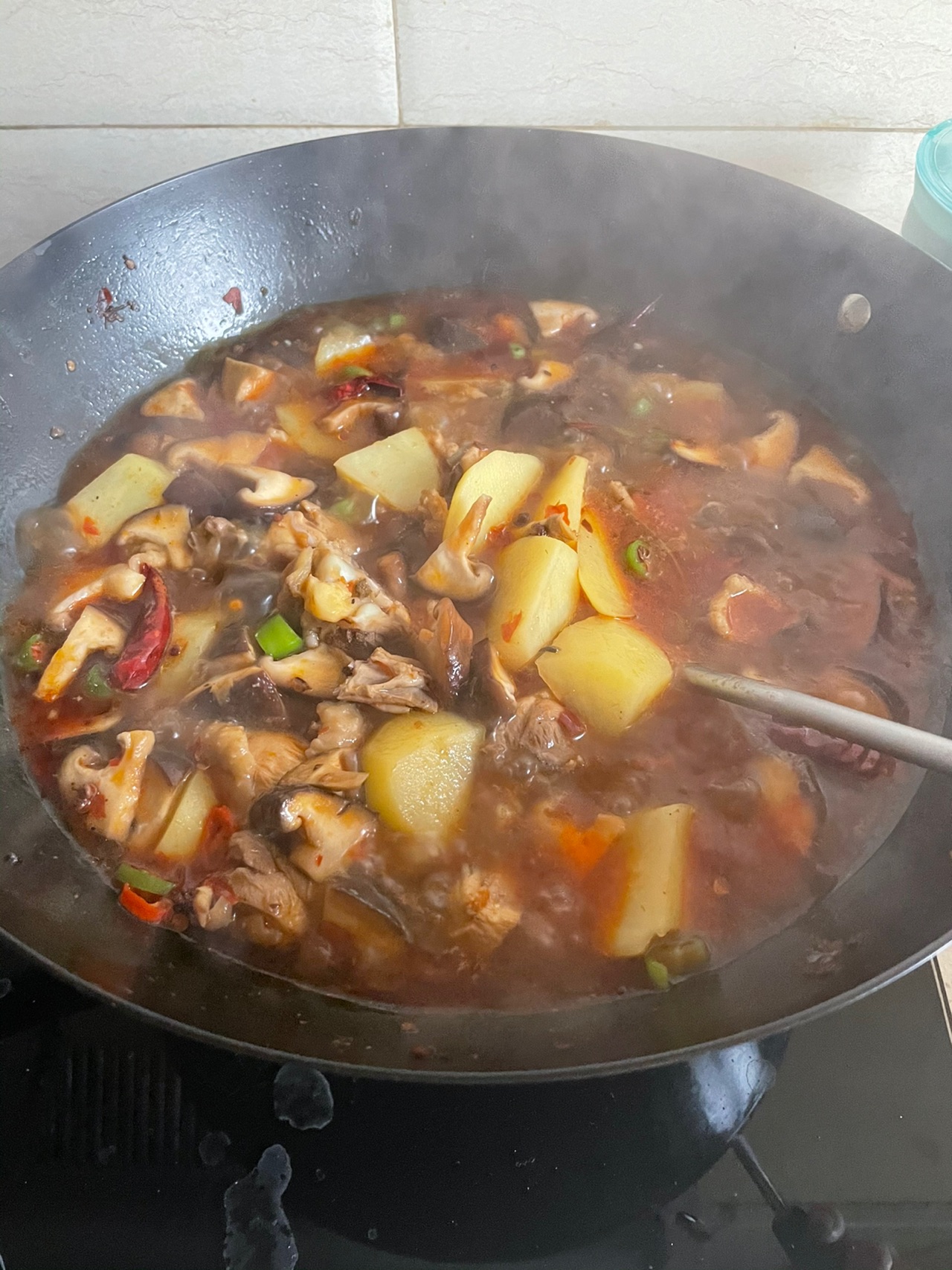 香菇土豆烧鸡