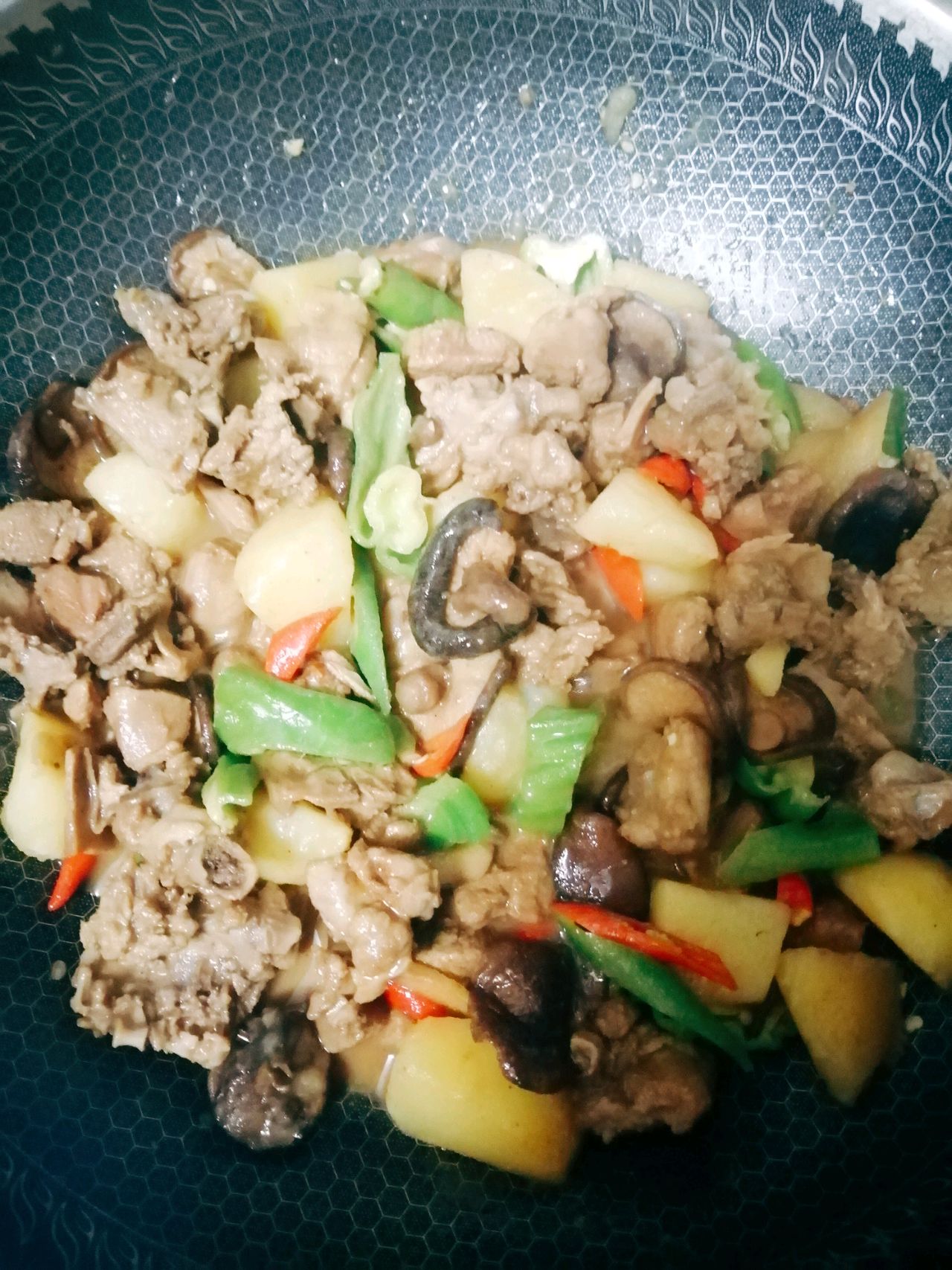 香菇土豆烧鸭