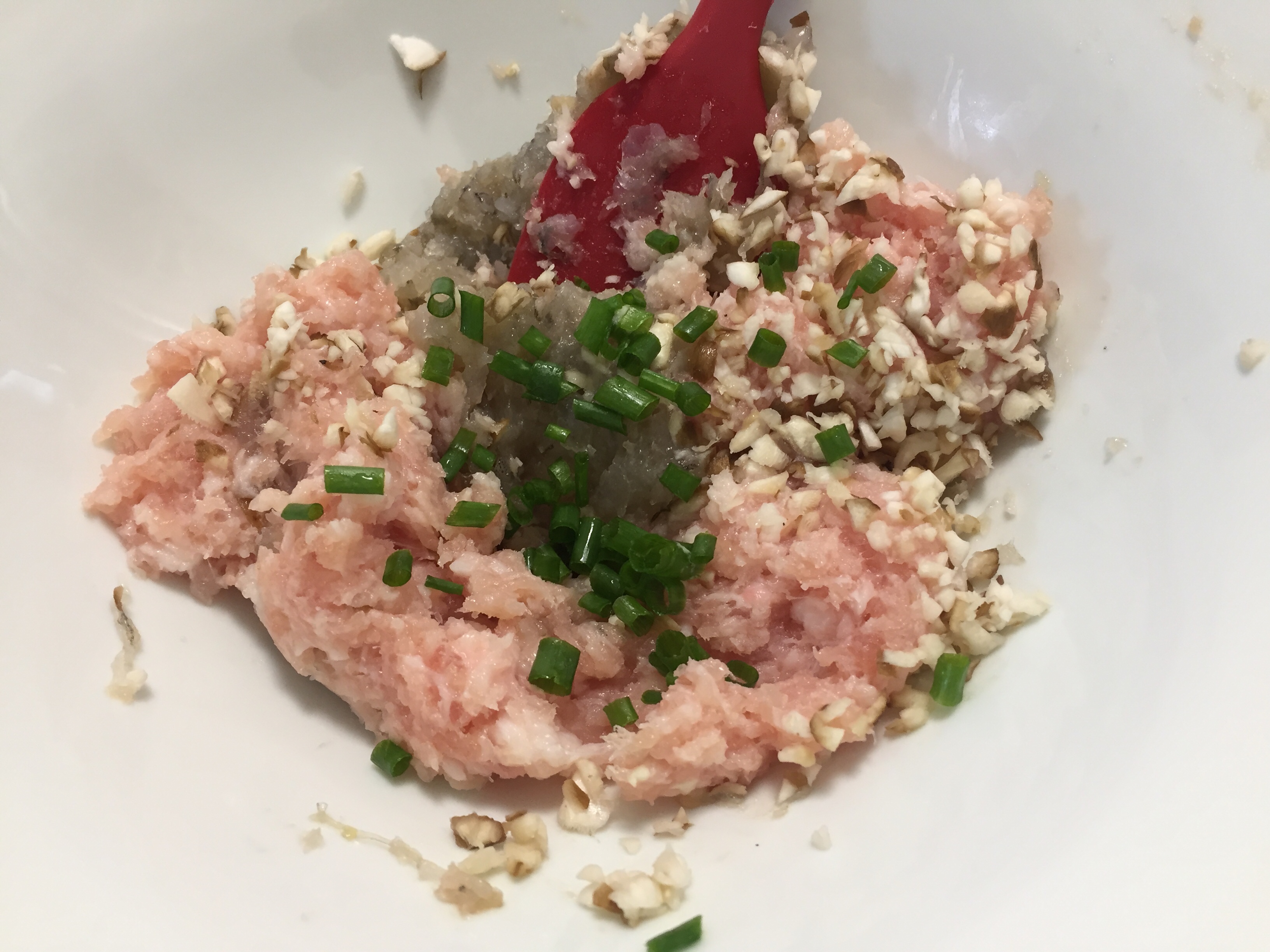 香菇鲜虾猪肉创意水饺
