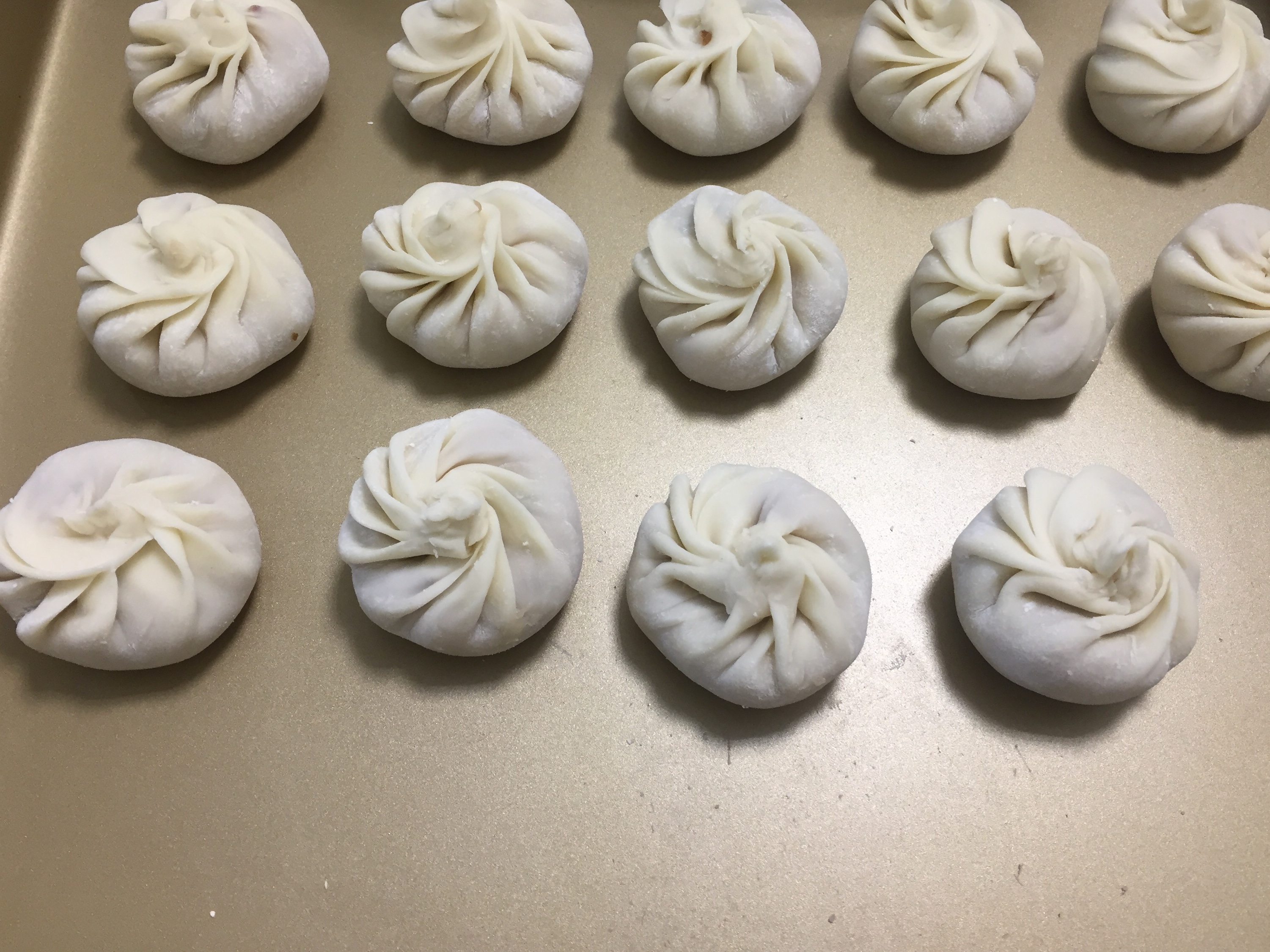 香菇鲜虾猪肉创意水饺