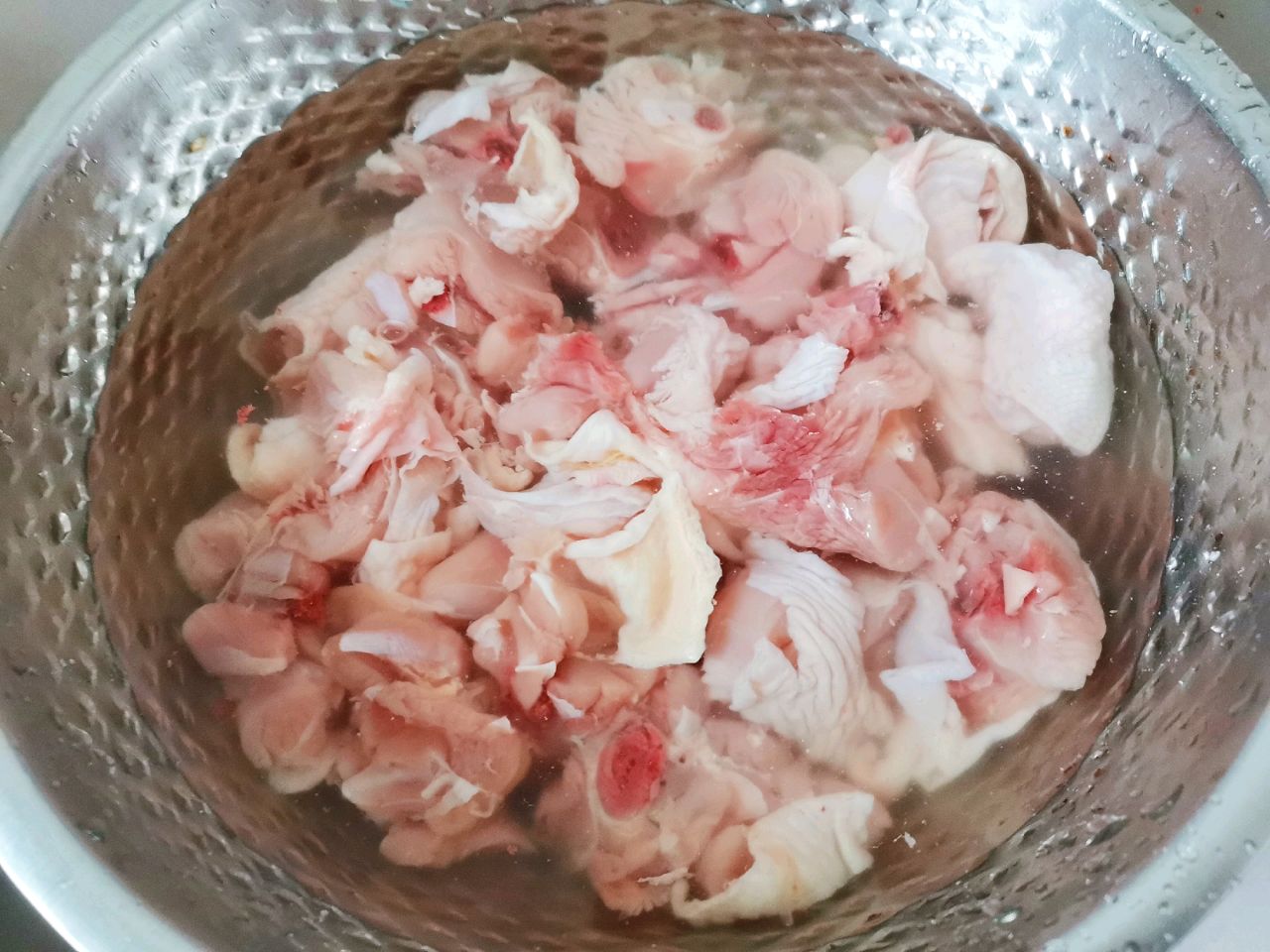 香菇芋头炖鸡块